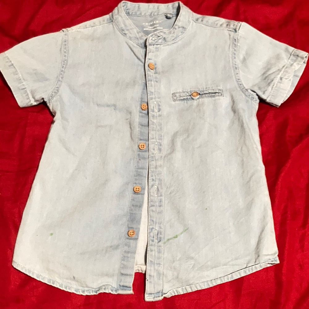 Short sleeve button down